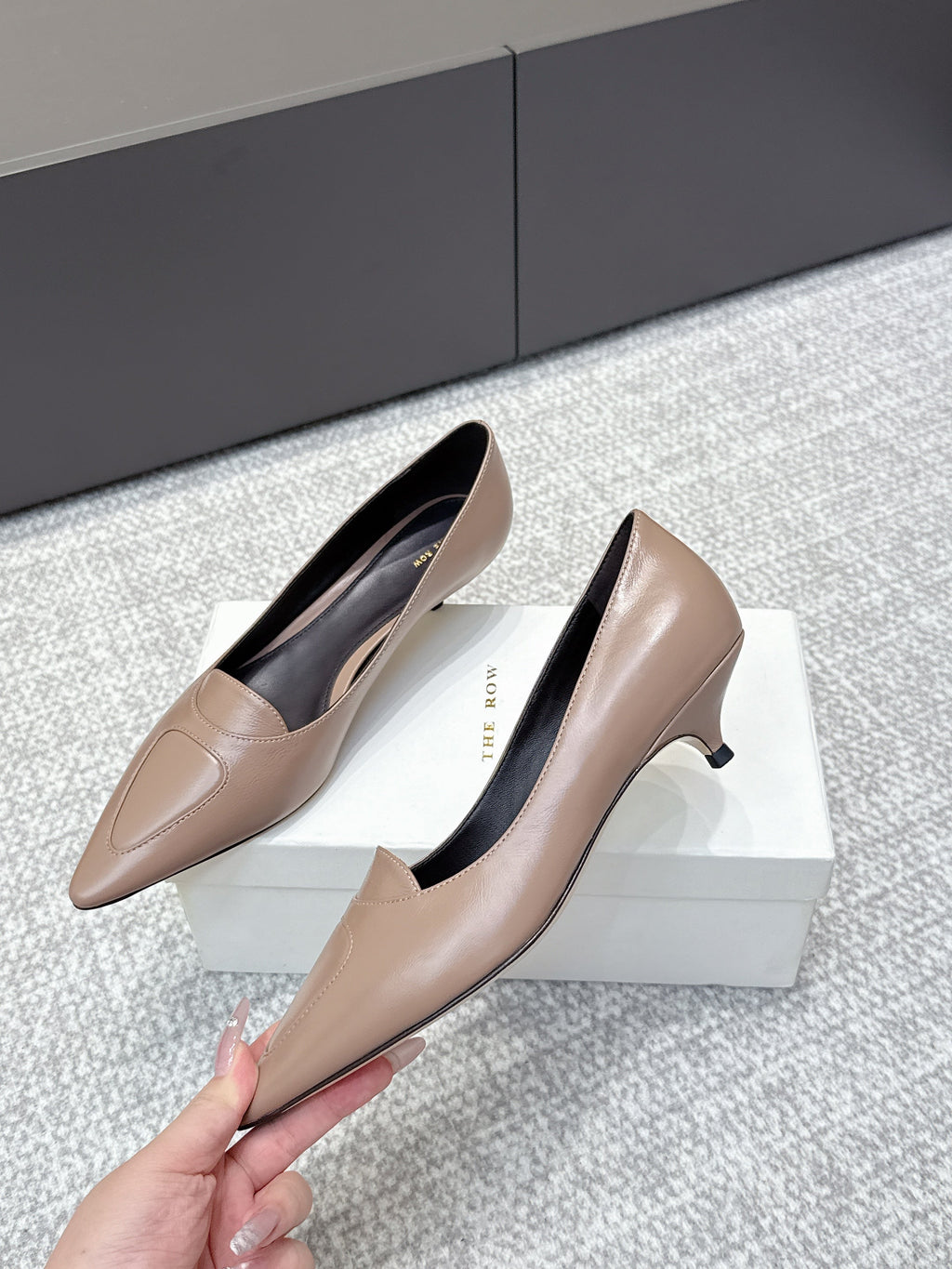 The Row Viv Kitten Pumps 3.5cm Light Brown Sheepskin 451300