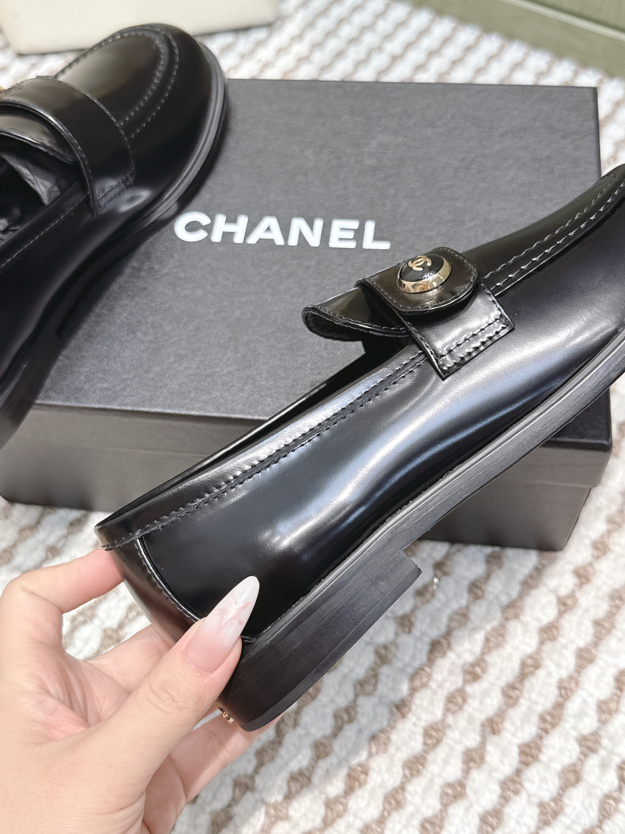 CC 26SS Loafers 3cm Black Glossy Cowhide 653493