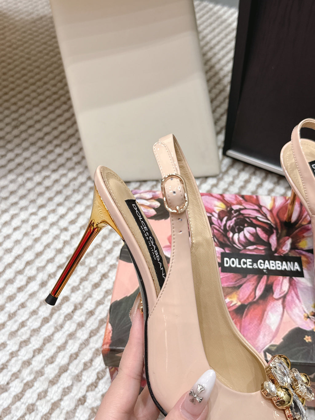 DG Rainbow Slingbacks Beige Patent Leather 663075
