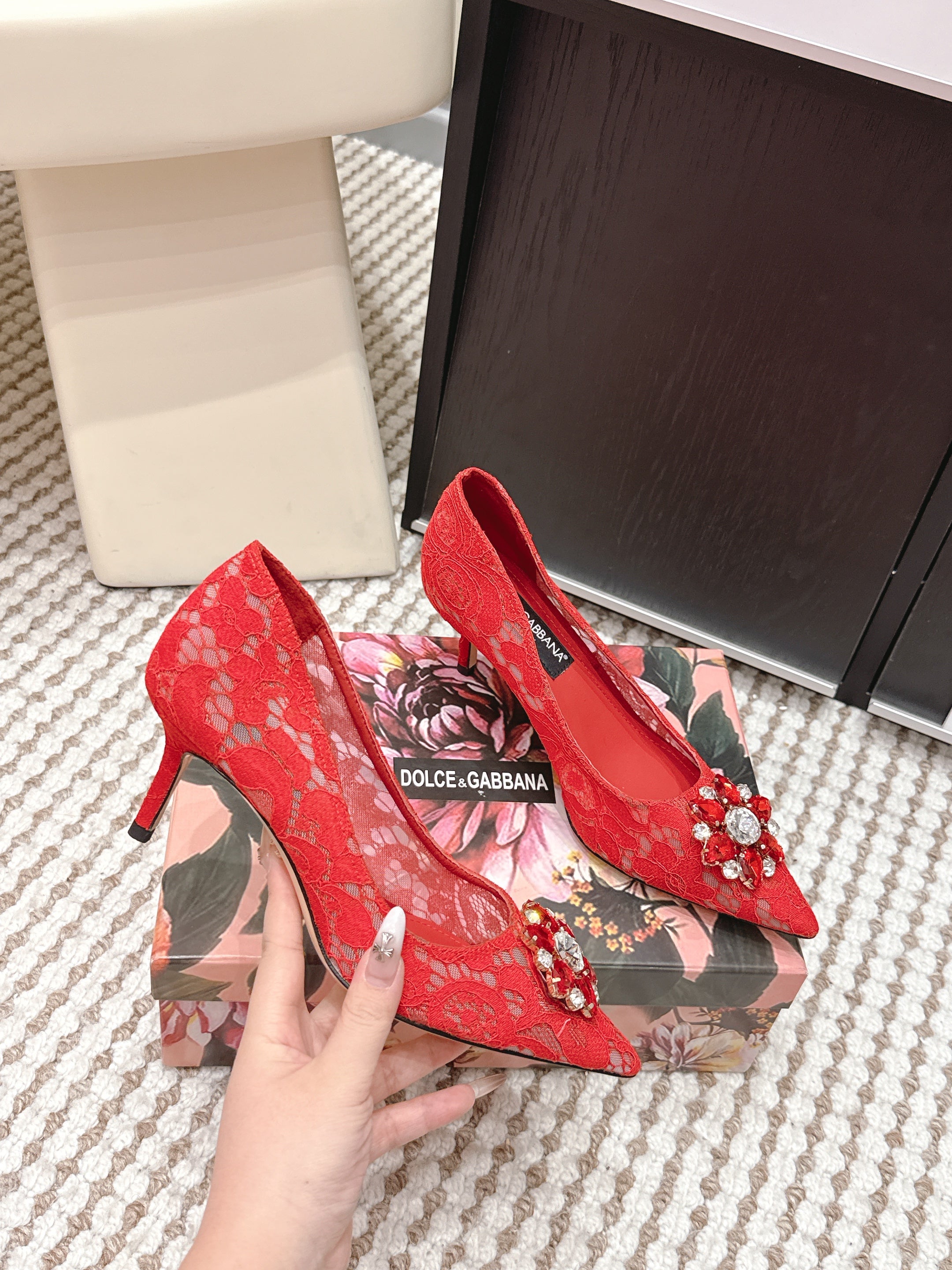 DG Pumps Crystals 6.5cm Red Taormina Lace 663081