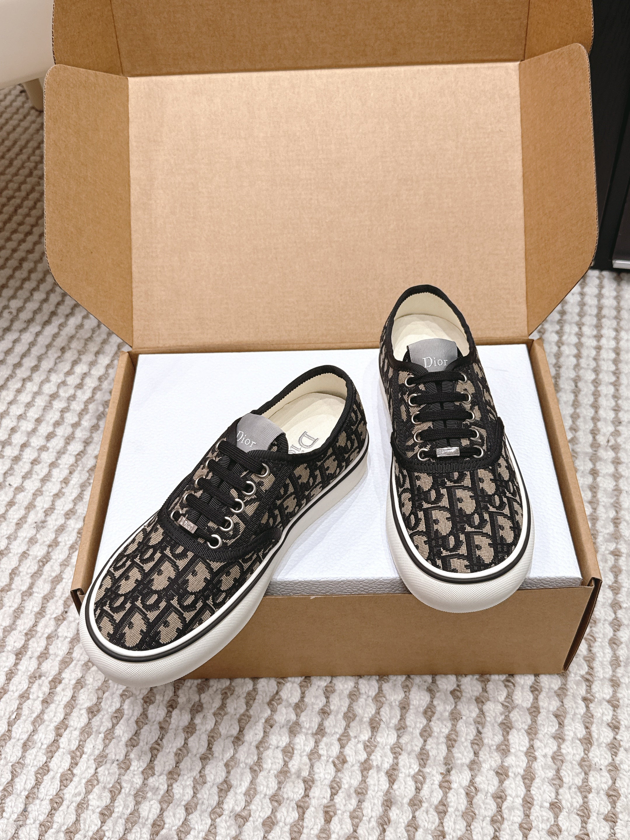 CD Saltwind Sneaker Black Beige Oblique Jacquard Cotton 632436