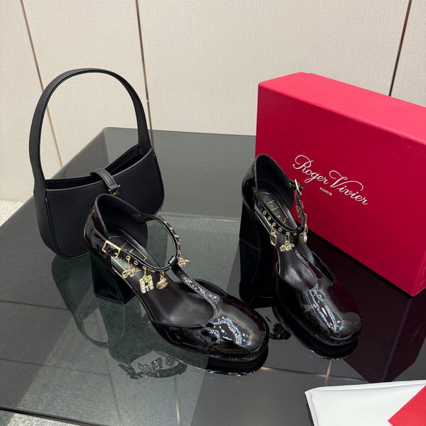 RV 26WF New T-Strap Rhinestone Strap Sandals 7cm Black Patent Leather 629891
