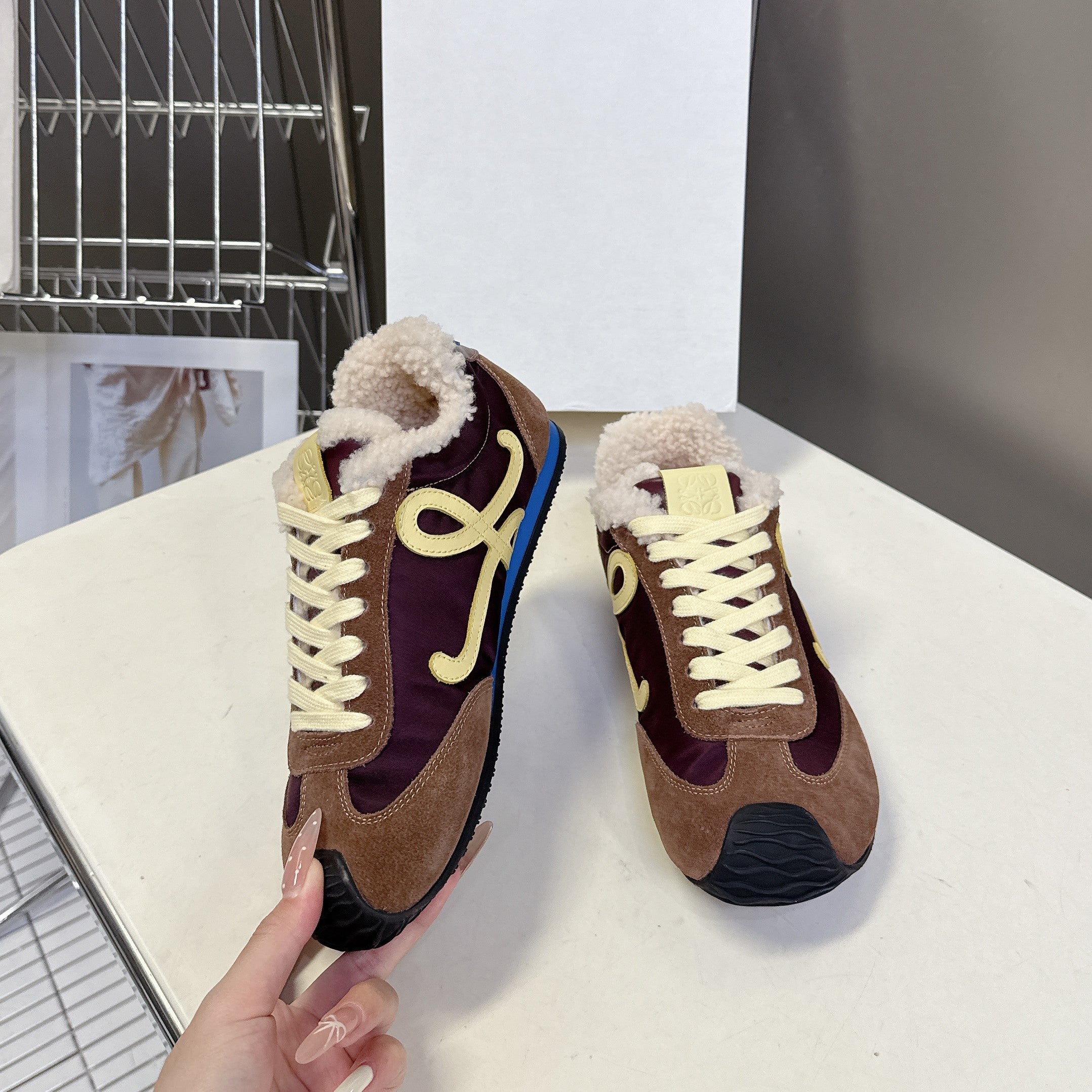 Loewe Ballet Runner 2.0 Sneaker Brown Suede Shearing 536830