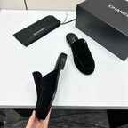 CC SS 2026 Pre Loafer Sandal Black Suede 630502