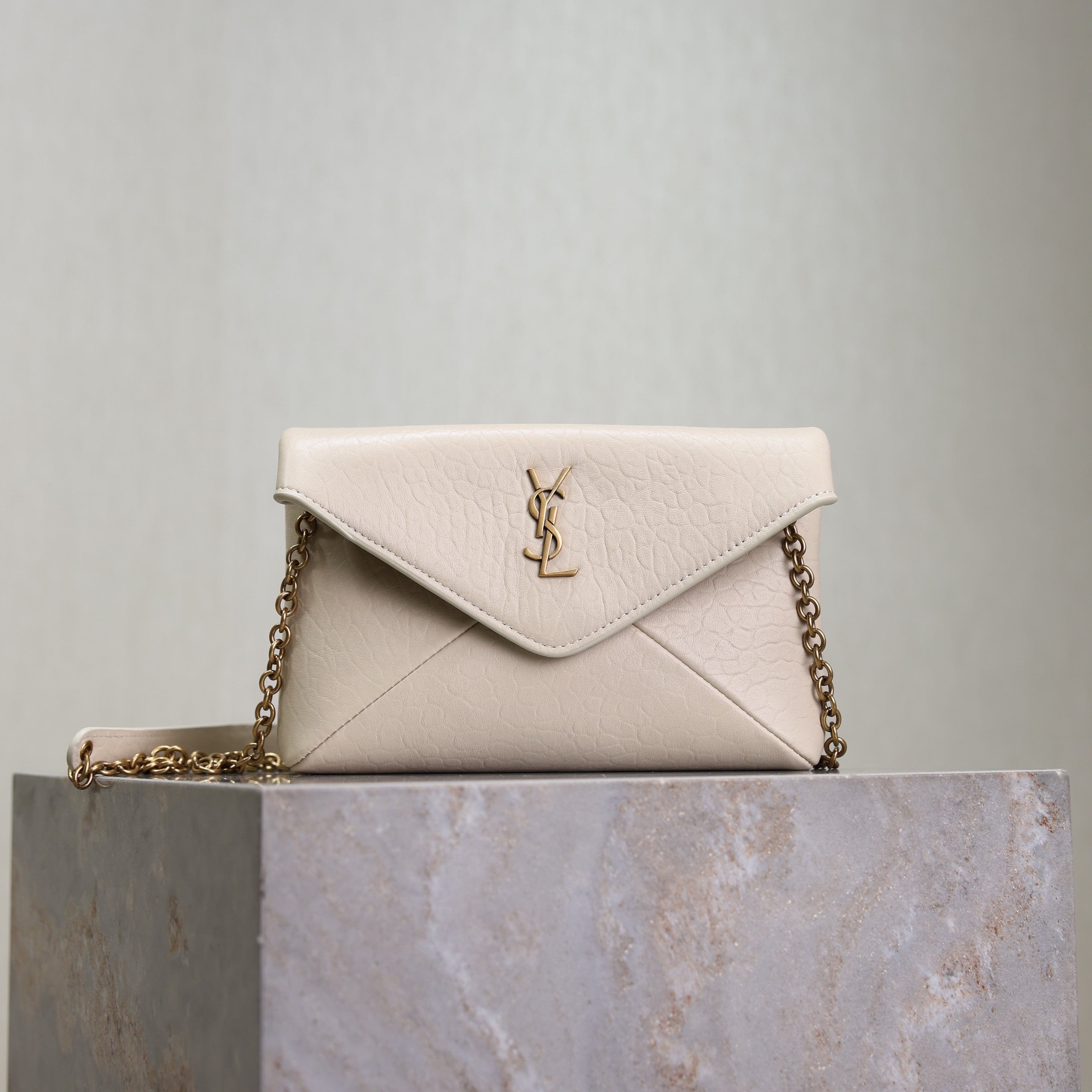 Calypso Bag 19cm White Elephant Leather