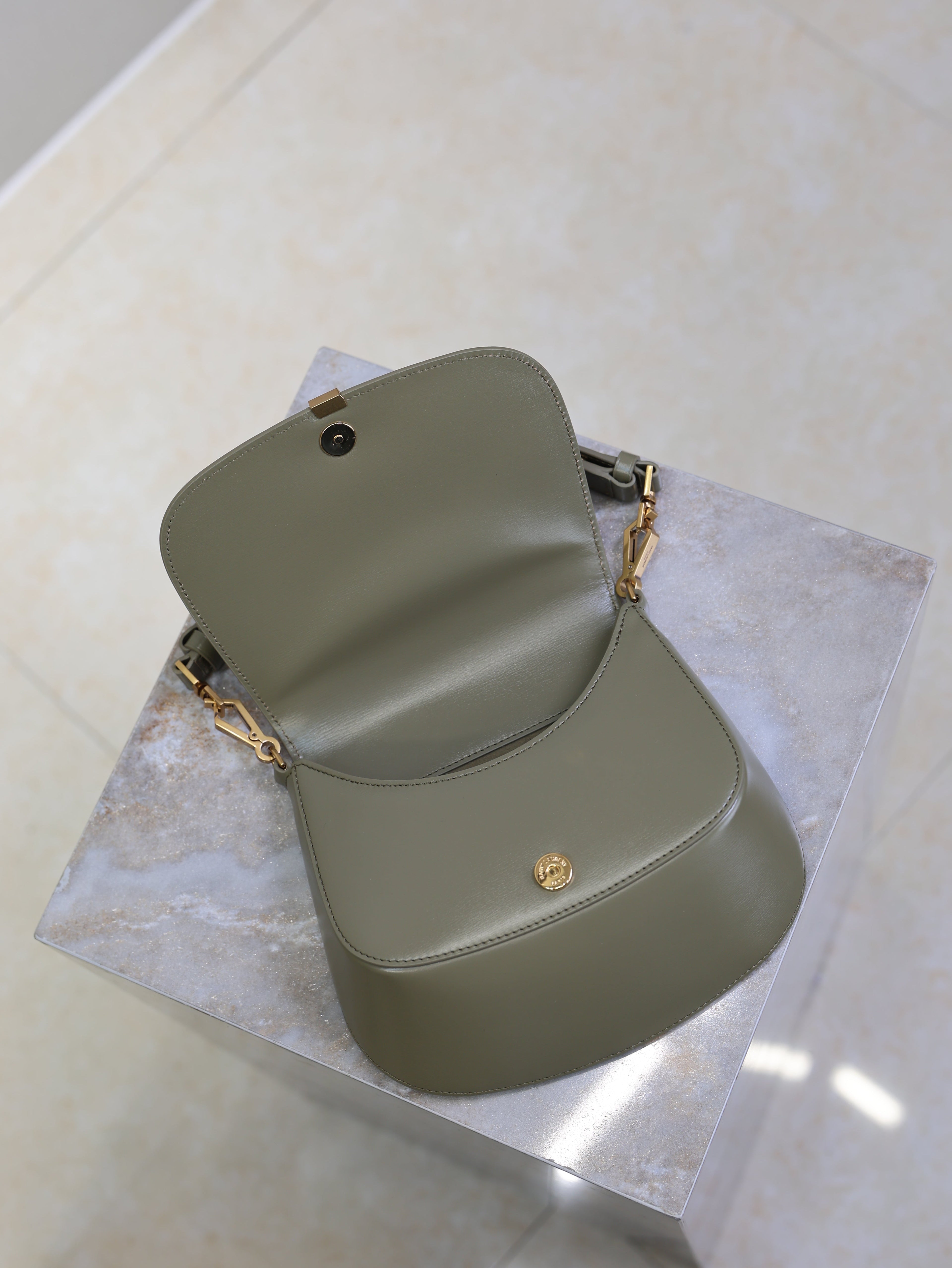 Mini Voltaire 21cm Olive Green Calfskin GHW