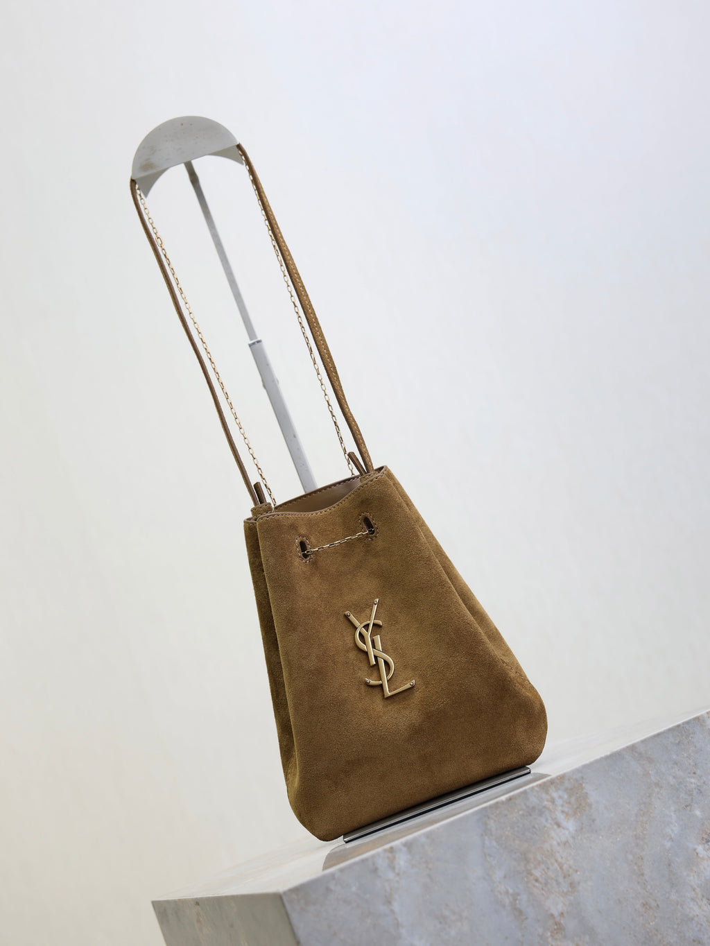 Pochon Bucket Bag 20cm Brown Suede Bronze-Tone HW