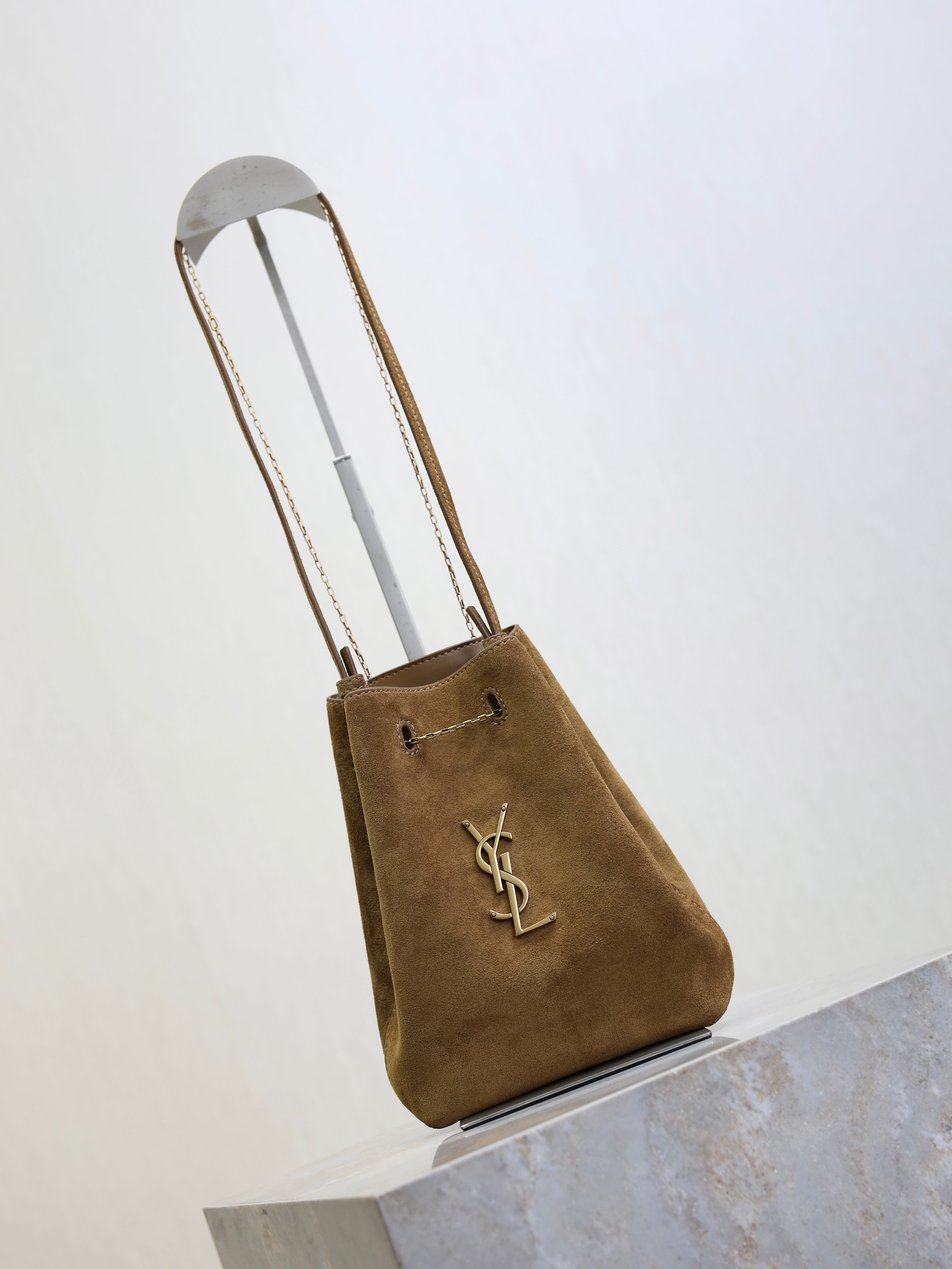 Pochon Bucket Bag 20cm Brown Suede Bronze-Tone HW