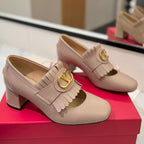 VT 2025 Signature Heeled Loafer Pure Beige Calf Leather 295070