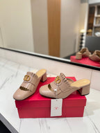 VT 2025 Signature Heeled Mule Pure Beige Calf Leather 295077