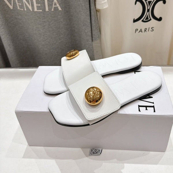 Loewe 25 Pebble Slide White Calfskin