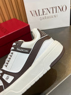 VT 25S Couple Sneakers White Chocolate Calfskin 563115