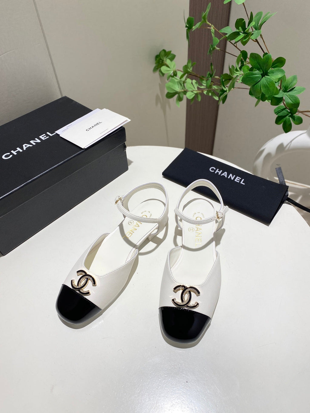 CC 25P Double-Buckle Mary Jane Sandals Black White Sheepskin 466992