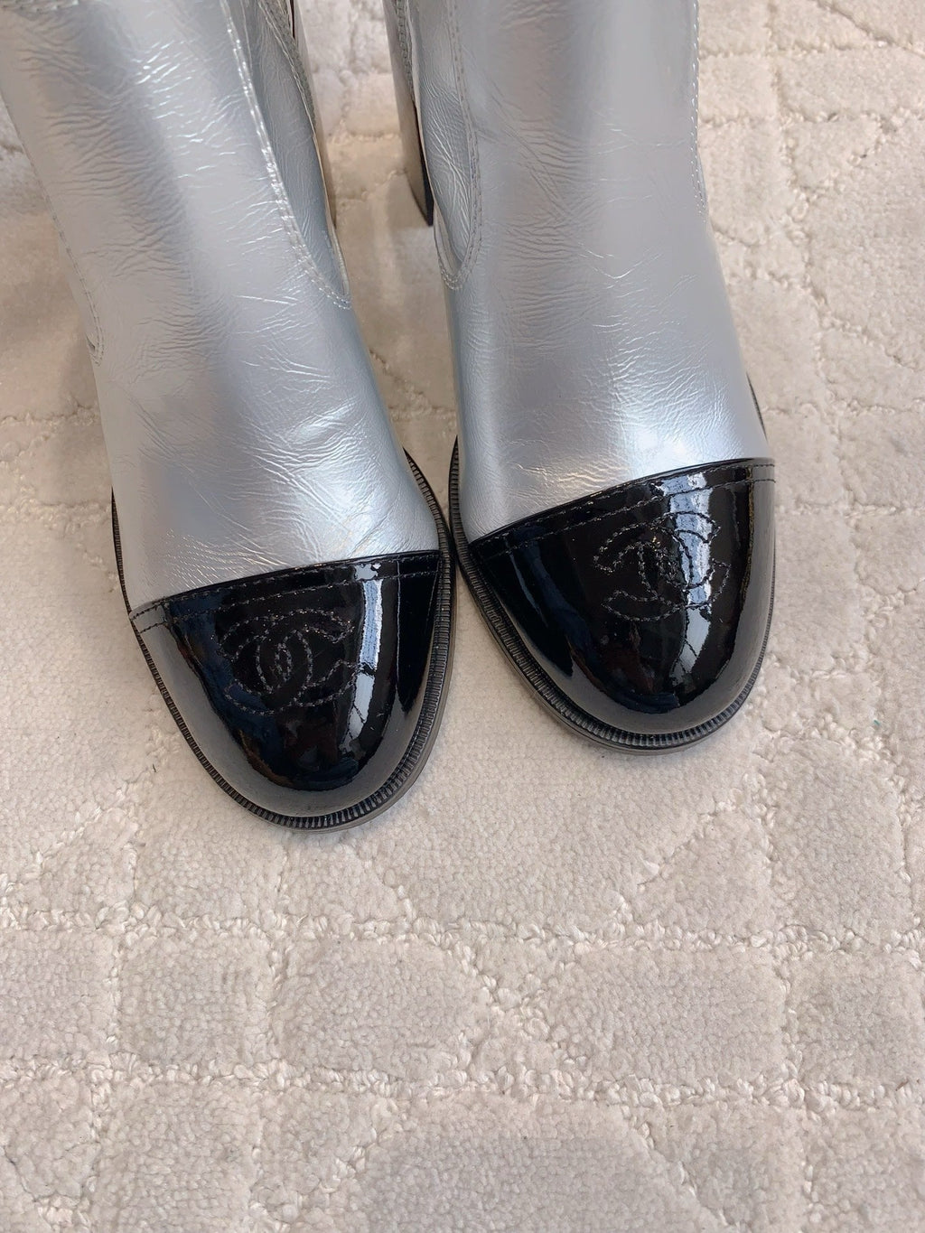 CC 25 Heeled Short Boot Silver mix Black Patent Leather 516676