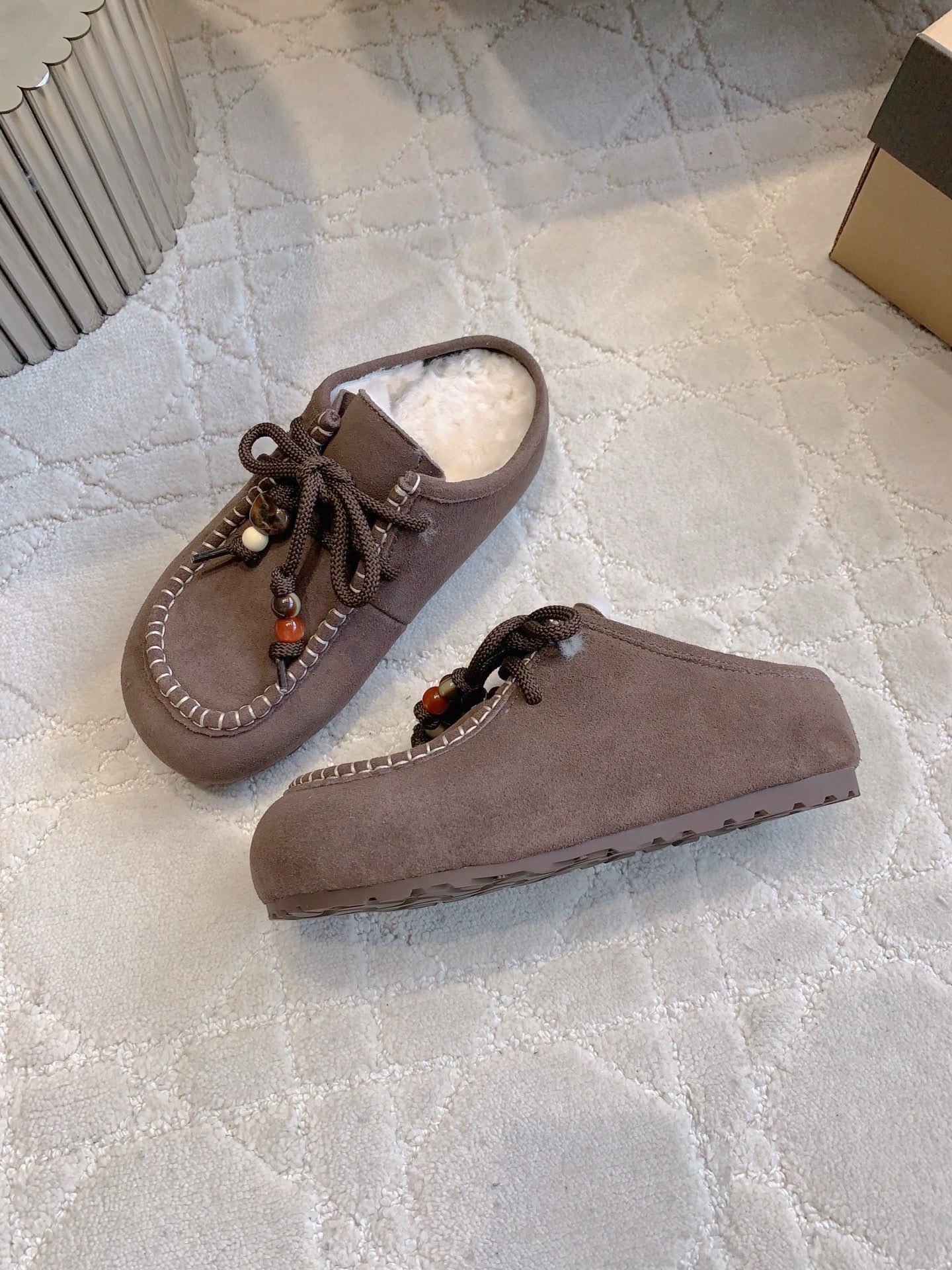 UGG Yupoo Loafers   Burgundy  Wool Suede 516907