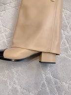 CC 25 Buttoned Boot Beige Calfskin 516648