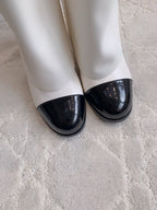 CC 25 Buttoned Boot White Calfskin 516647