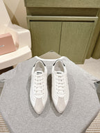 Miu Low-top Pointed Toe Sneakers White Cowhide Suede 445541