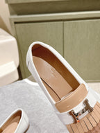 HM Mocassins Royal Loafers White Beige Sheepskin 445010