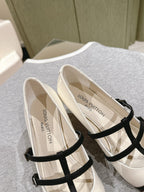 HIGH PUMP 45MM IN WHITE CALFSKIN WITH BLACK STRAPS