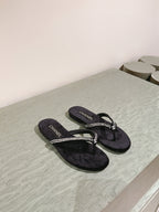 CC 25ss Rhinestone Thong Sandal Black Velvet 461637