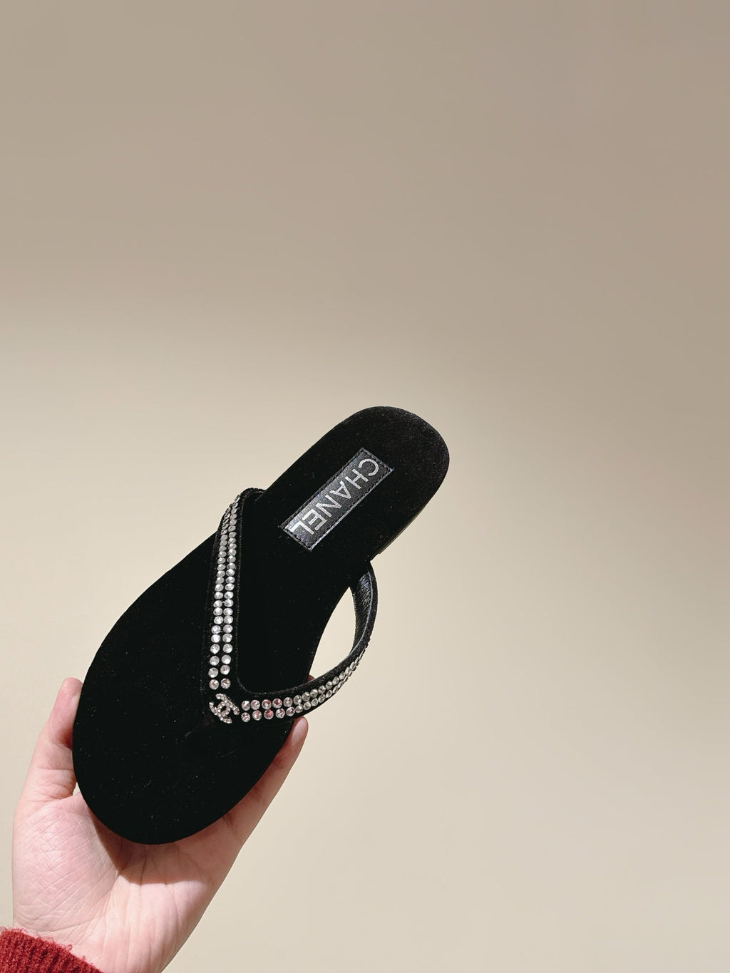 CC 25ss Rhinestone Thong Sandal Black Velvet 461637