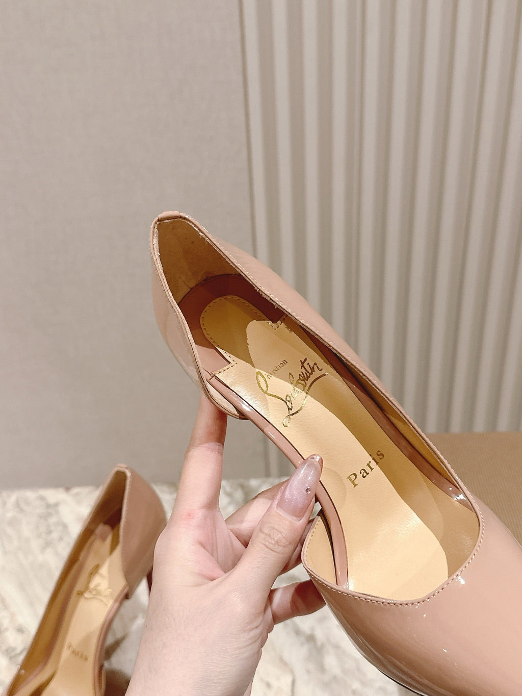 CL 25s Iriza Pumps 95mm Beige Patent Leather 446685