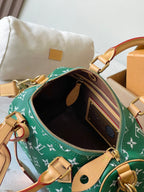 SPEEDY P9 BANDOULIÈRE 25 IN GREEN MONOGRAM CANVAS GOLD HARDWARE