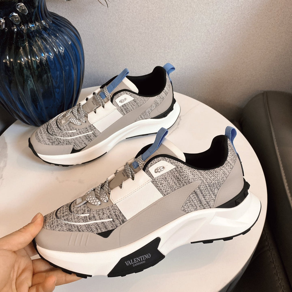 VT 25S Sneakers Gray White Calfskin 563471