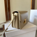 classique triomphe 22 beige calfskin gold hardware