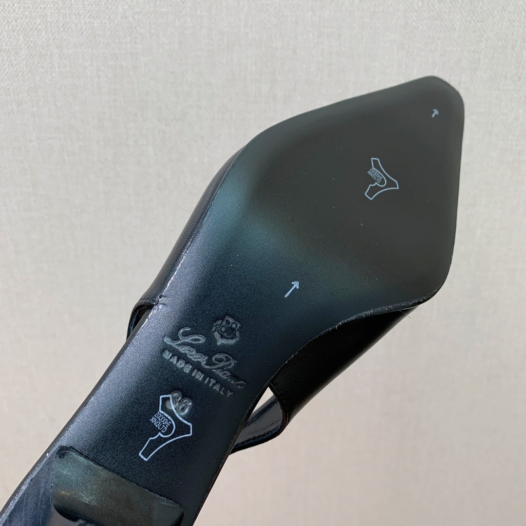 Rebecca Slingbacks 50 Black Calfskin