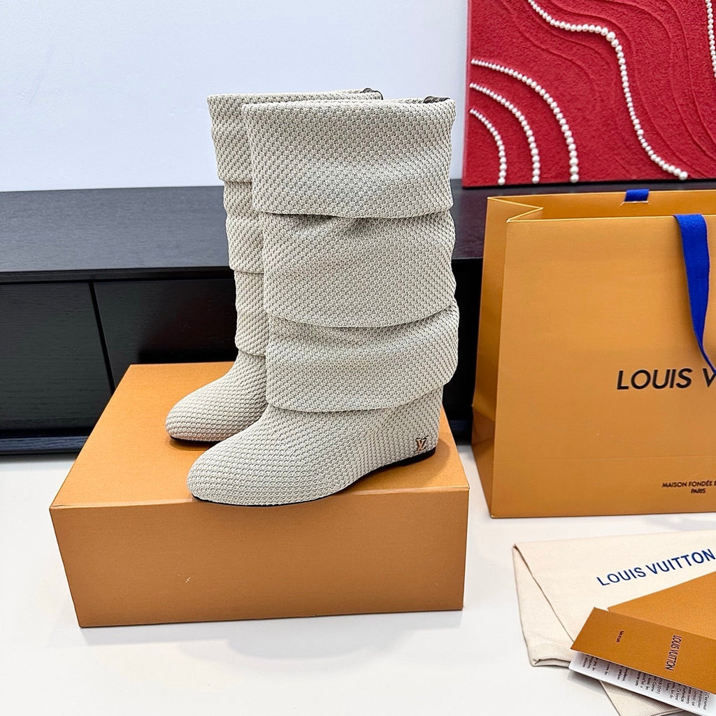 LV CSummer Mid Wedge Boot Taupe Knit 542223