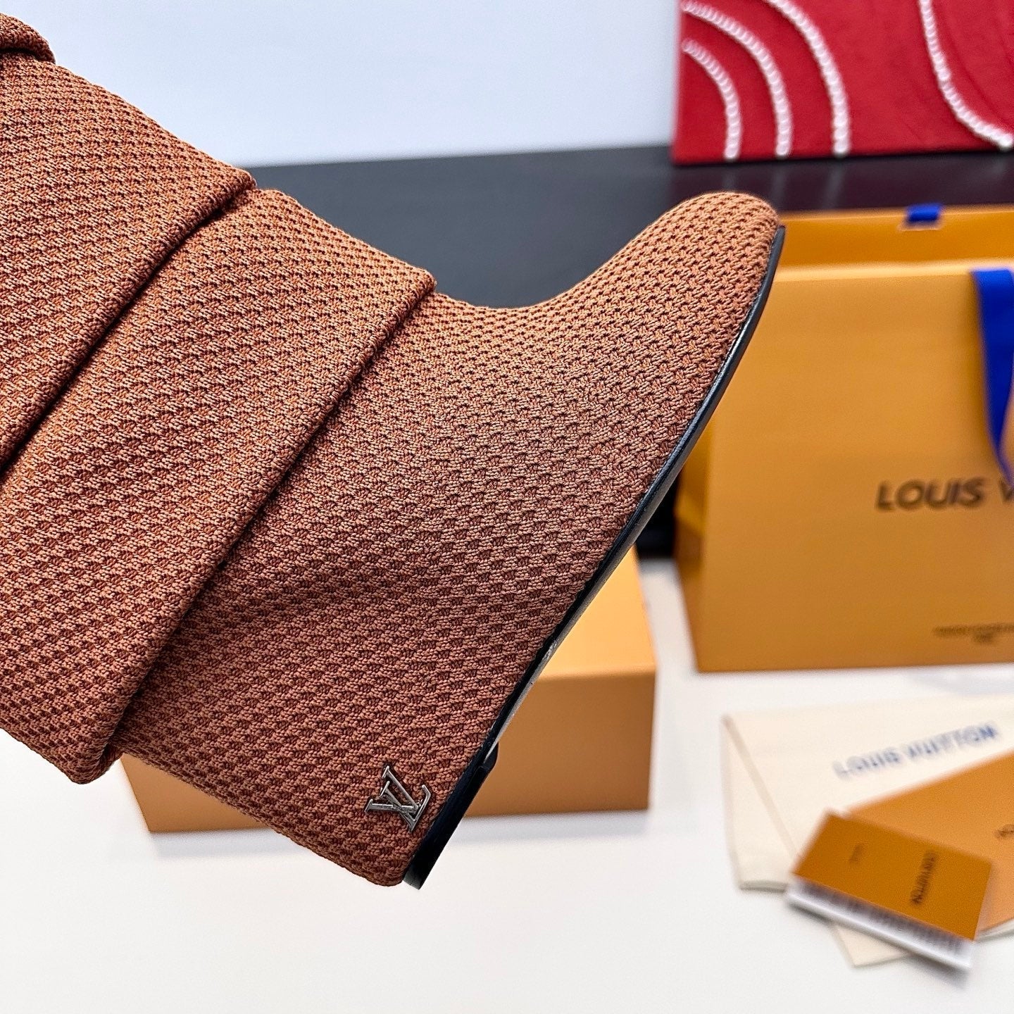 LV CSummer Mid Wedge Boot Brown Knit 542225