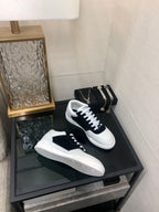 CC 24C Sneaker White Black Suede Sheepskin 688655