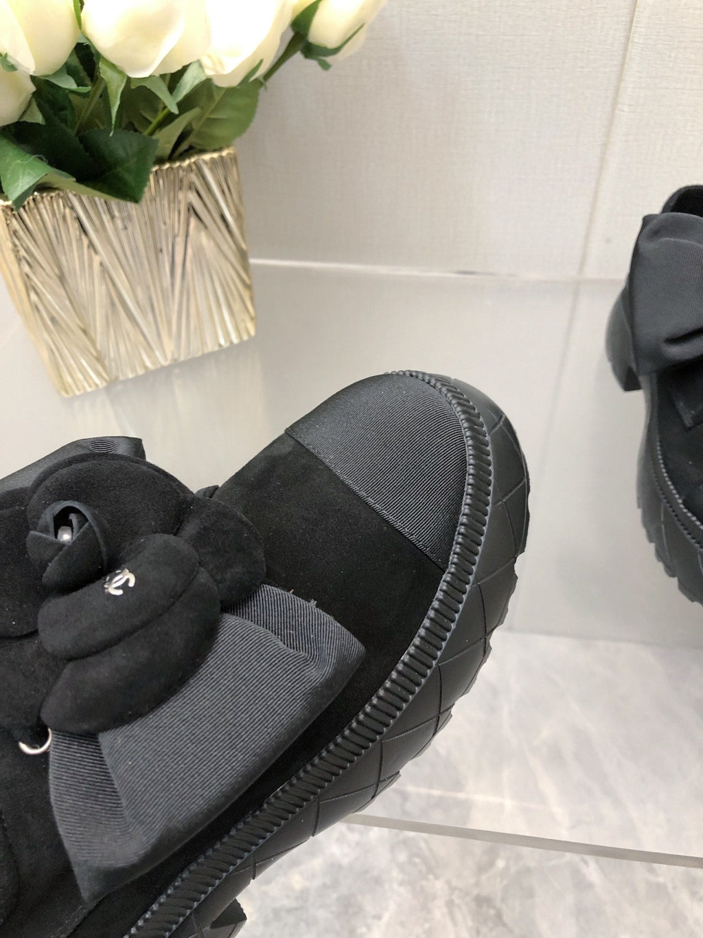 CC 26s Camellia Lug Sole Loafers Black Cotton Suede 673052