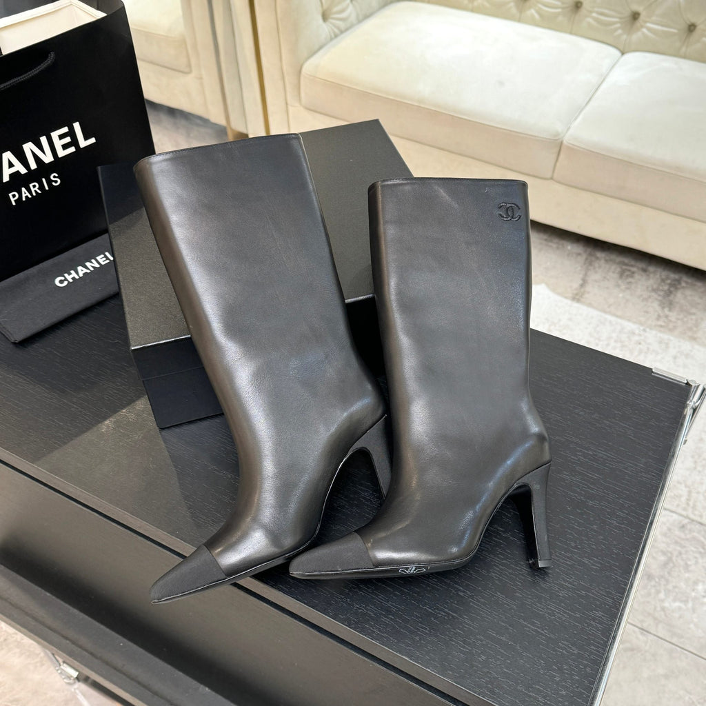 CC Gabrielle Chanel Boots 8.5cm Black Sheepskin Black Fabric