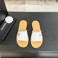 CC 26C Double C Chain Cross White Beige Sheepskin
