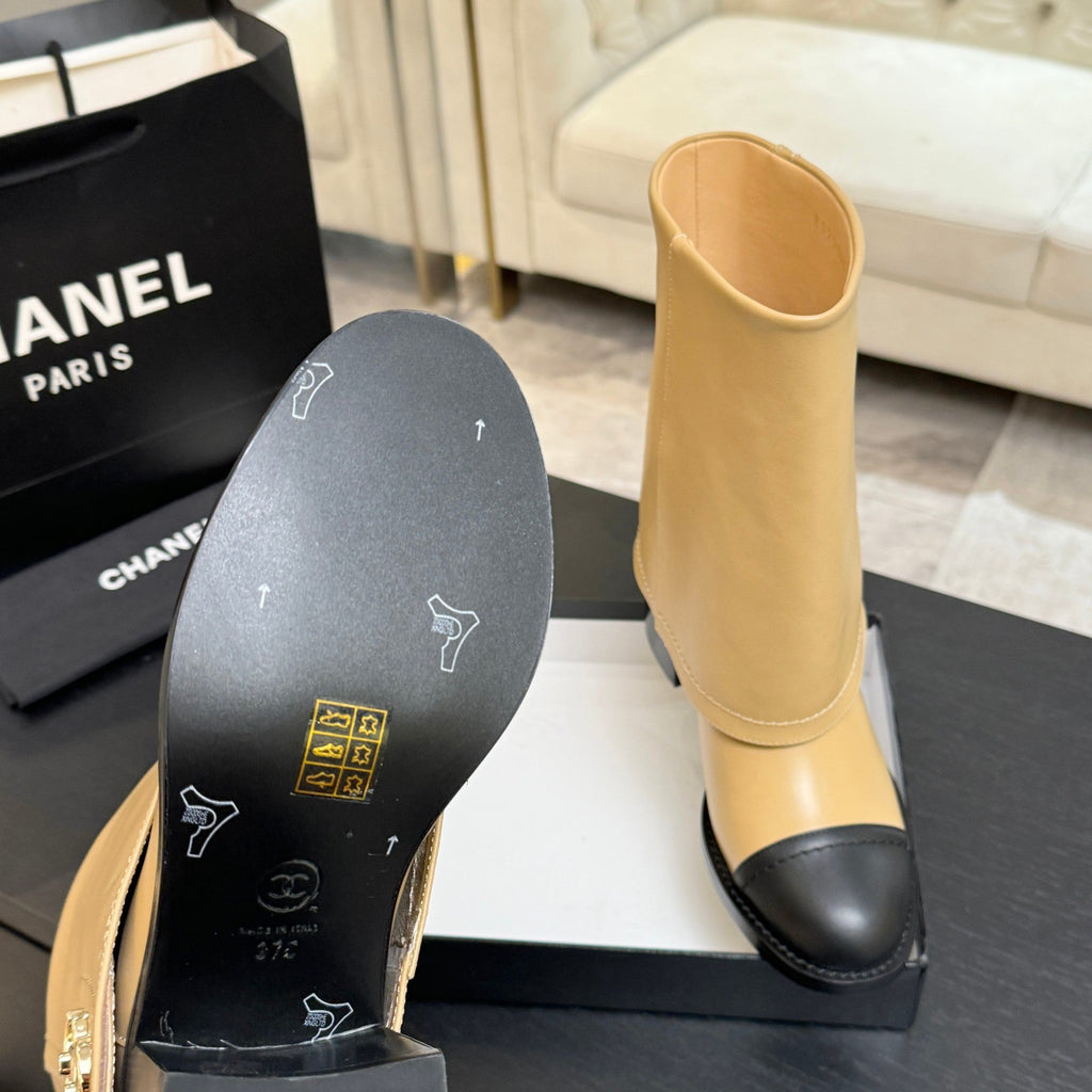 CC 26s Chunky Heel Tro r Ankle Boots Black Beige Sheepskin 673033