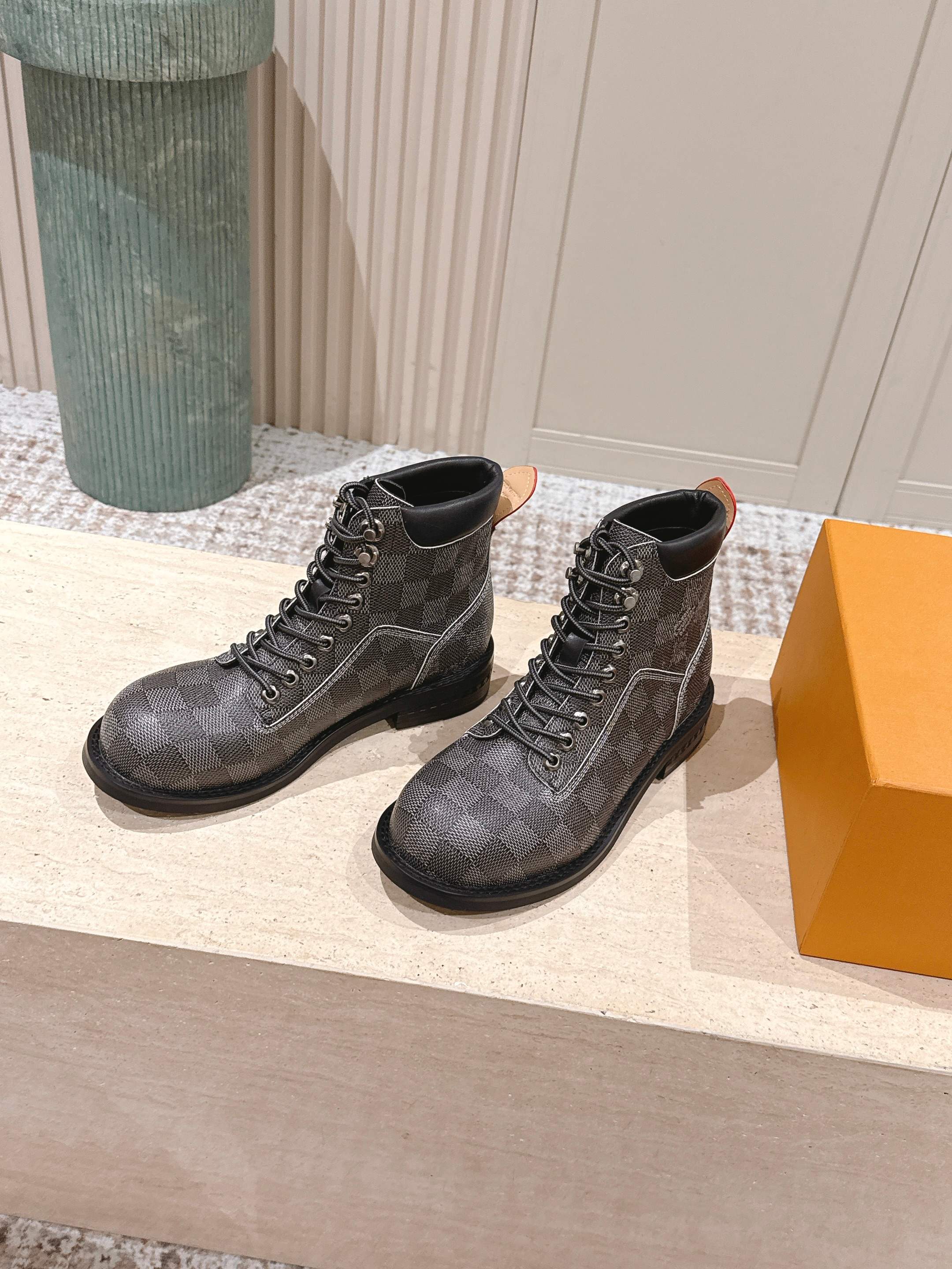 LV Ankle Boots Grey Black Damier Canvas 555690