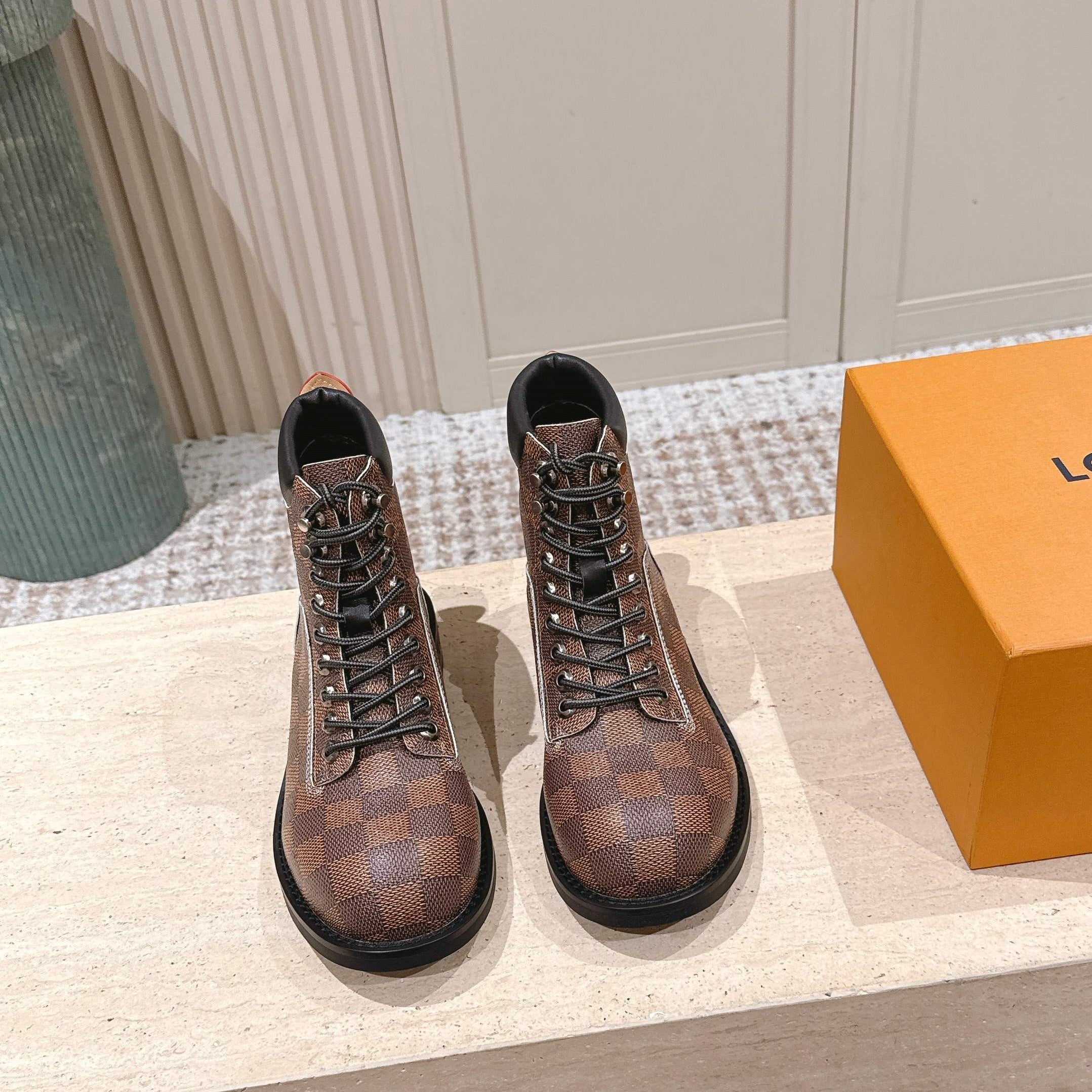 LV Ankle Boots Brown Damier Canvas 555691