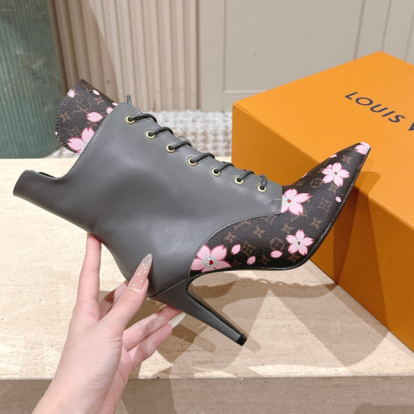 LV AW25 Ankle Boot Grey Monogram Canvas & Plain Calf Leather 555615