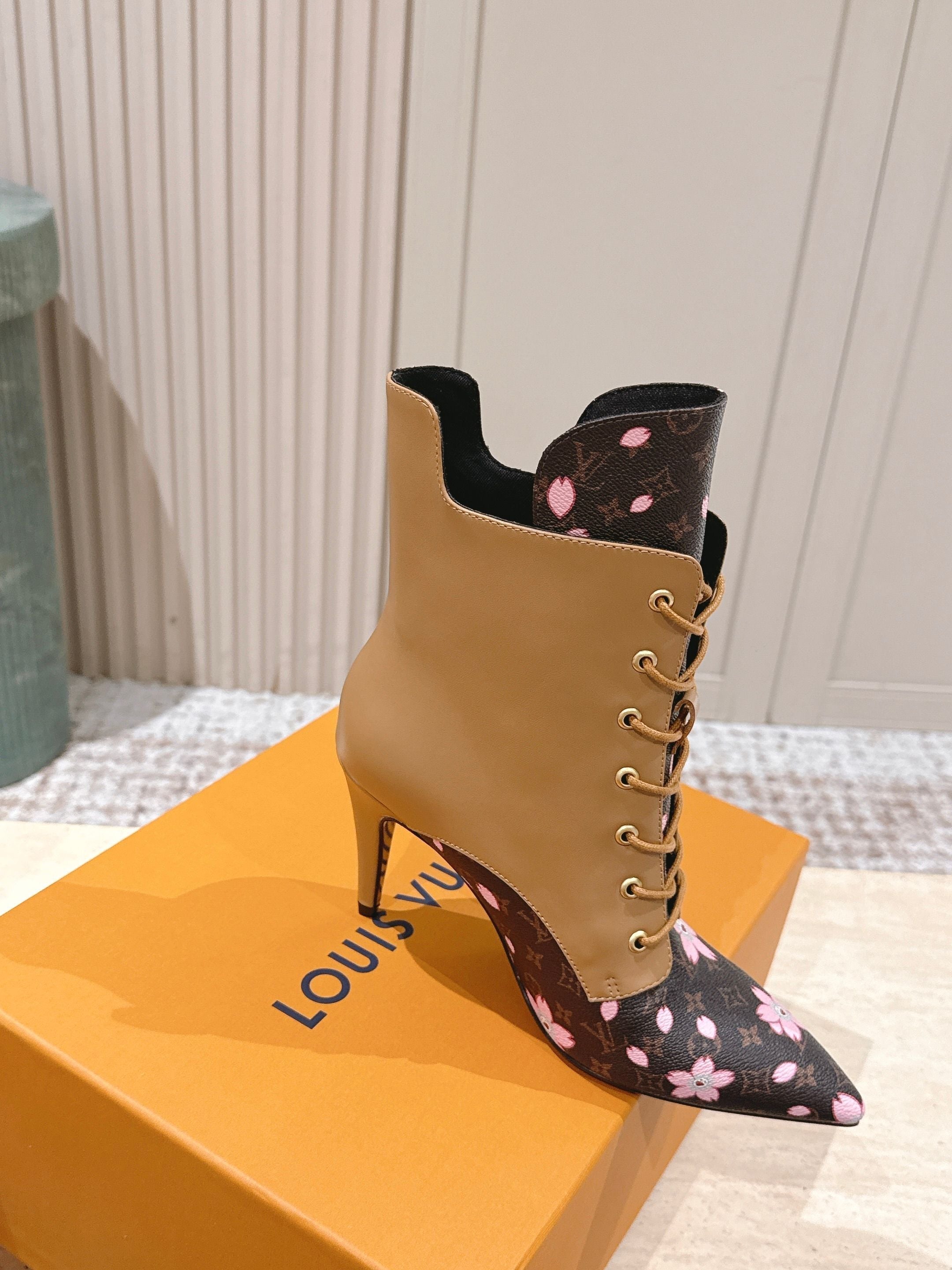LV AW25 Ankle Boot Brown Monogram Canvas & Plain Calf Leather 555616