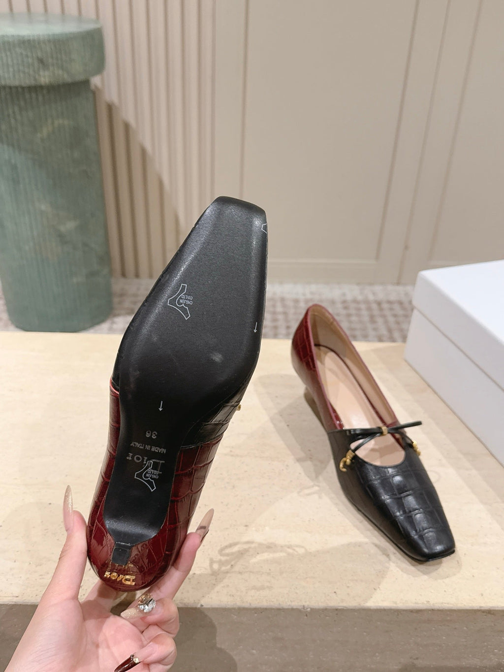 CD M  Pump 4cm Black Burgundy Crocodile-Printed Calfskin 694201