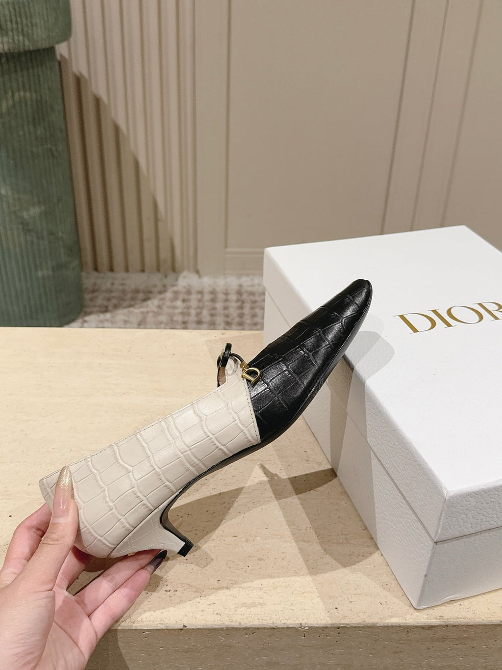 CD M  Pump 4cm Black White Crocodile-Printed Calfskin 694202