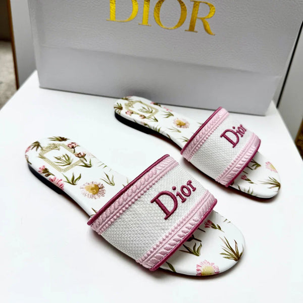 CD 26s Floral Embroidered Sandals White Pink Canvas 683033