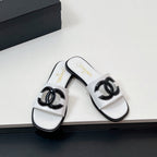 CC Slippers In White Calfskin 149748
