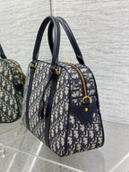 CD D-Vibe bowling bag 31 blue obliaue fabric