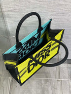MEDIUM BOOK TOTE 36 IN COLORFUL CANVAS 226513