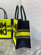 MEDIUM BOOK TOTE 36 IN COLORFUL CANVAS 226513