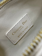 GROOVE 17 BAG IN WHITE CREAM MACROCANNAGE CALFSKIN WITH GOLD HARDWARE